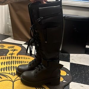 Dollskill Obsidian Boots size 9